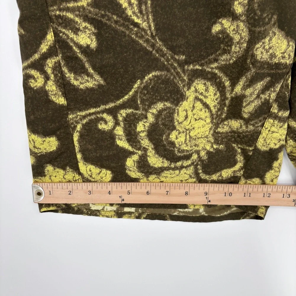 Patagonia Wavefarer Board Shorts Mens 34 Brown Yellow‎ Floral Swim Trunks
